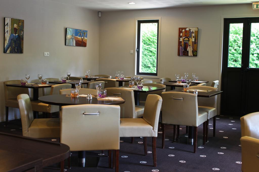 Kyriad Rennes Nord Hotel Екстер'єр фото