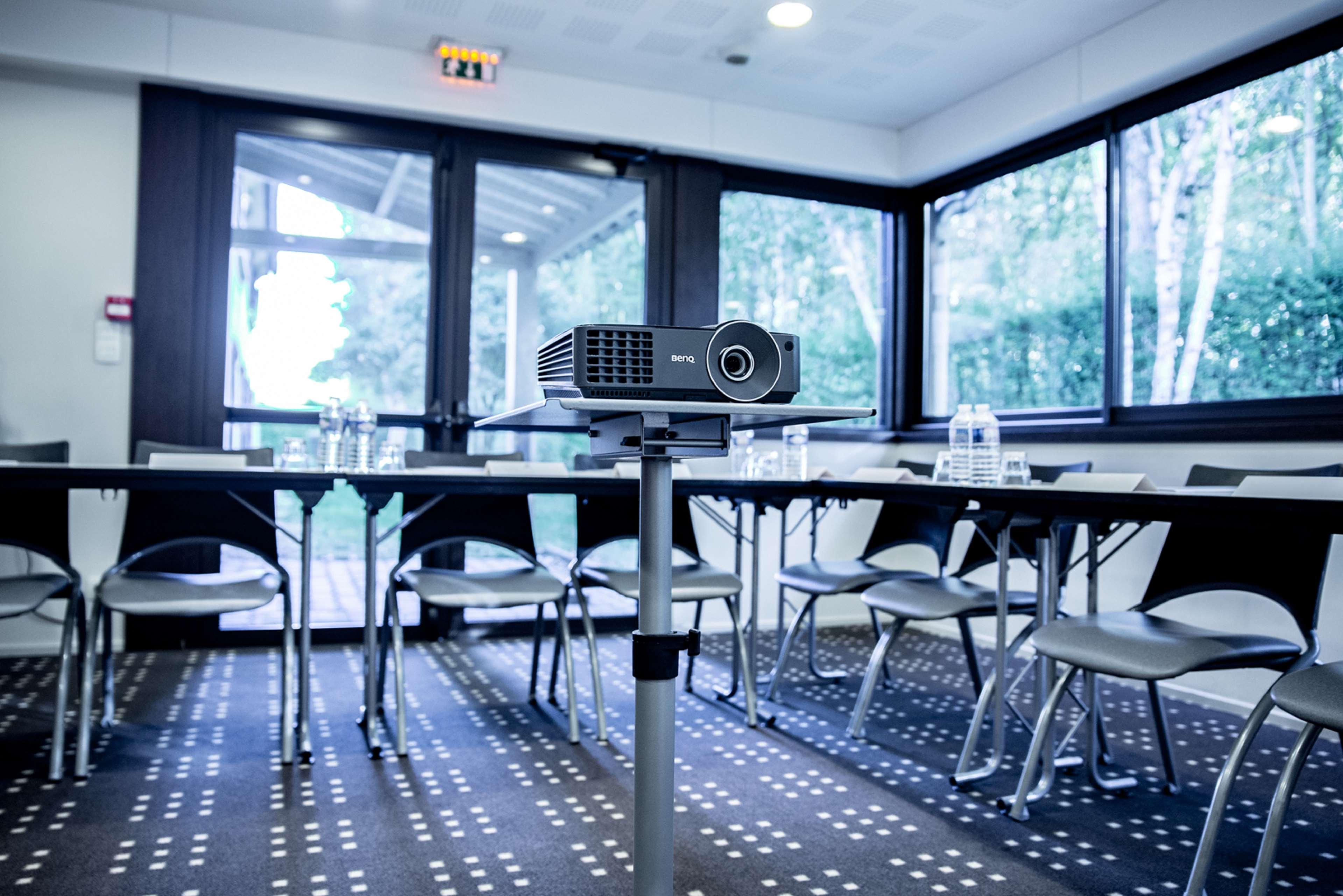 Kyriad Rennes Nord Hotel Екстер'єр фото